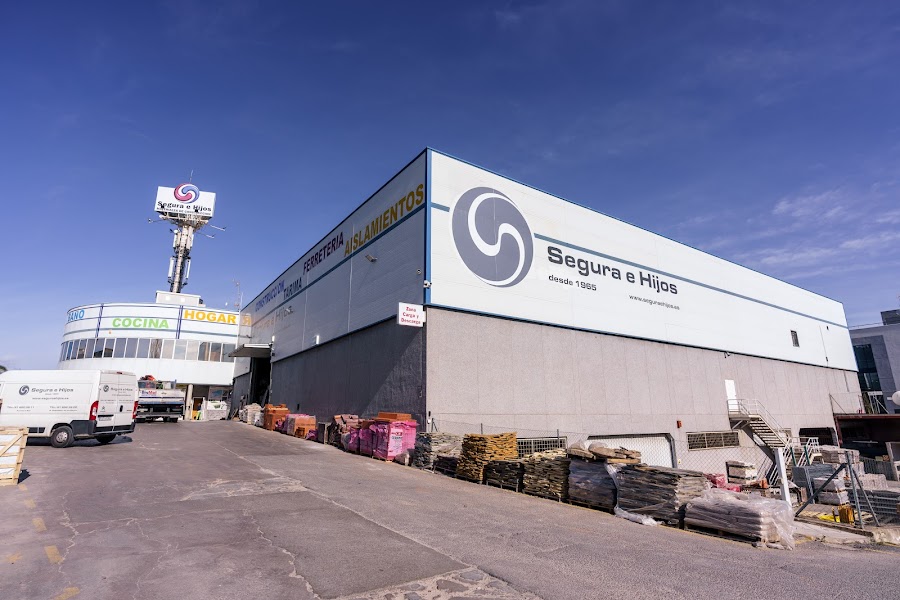 Segura e Hijos S.A HORARIO EXPOSICION de 10 a 14 y de 16 a 20h.