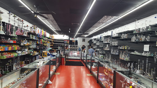 Tobacco Shop «Mr. SMOKE (smoke shop)», reviews and photos, 4347 Gunn Hwy, Tampa, FL 33618, USA