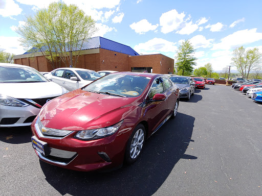Used Car Dealer «CarMax», reviews and photos, 1448 Richmond Rd, Charlottesville, VA 22911, USA