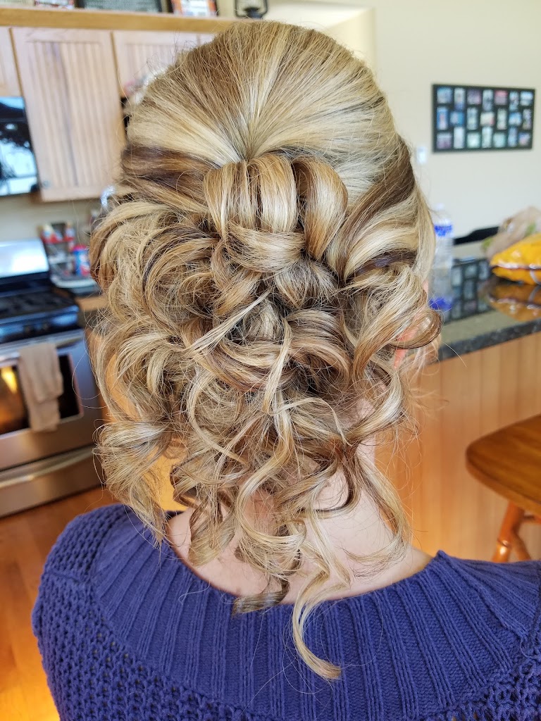 Hair & There 13057