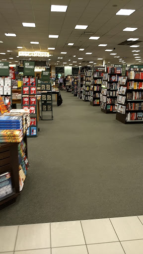 Book Store «Barnes & Noble», reviews and photos, 2000 E Rio Salado Pkwy #1032, Tempe, AZ 85281, USA