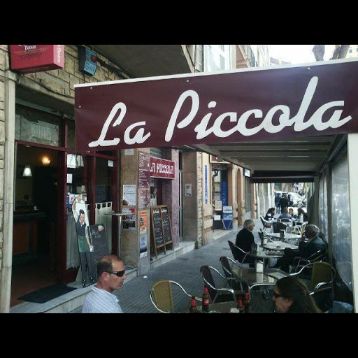 Bar Cafeteria.           .           La Piccola.           .           