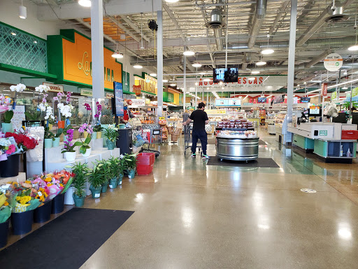 Supermarket «Vallarta Supermarkets», reviews and photos, 21555 Roscoe Blvd, Canoga Park, CA 91304, USA