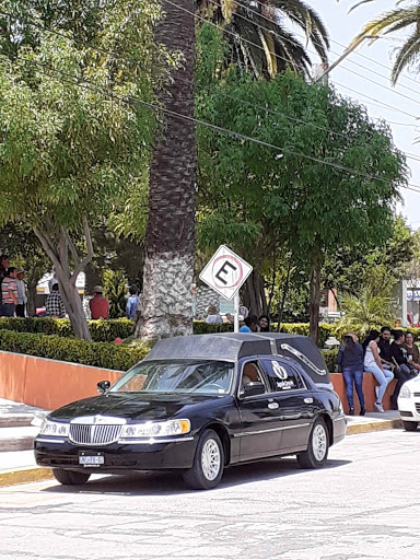 Funeraria y laboratorio de embalsamamiento Sagrado Corazón en Actopan