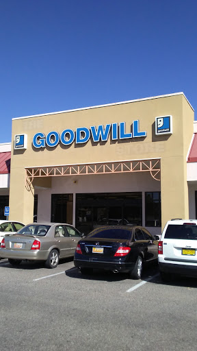 Thrift Store «Goodwill Industries of New Mexico - Coors at Paseo», reviews and photos