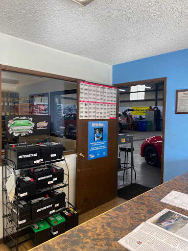 Auto Repair Shop «Auto-Pro Auto Repair», reviews and photos, 3560 NE 4th St, Renton, WA 98056, USA
