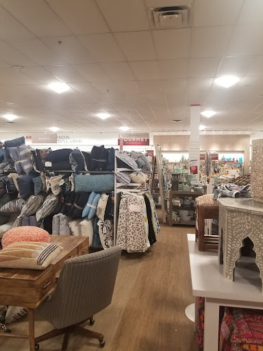 Department Store «HomeGoods», reviews and photos, 43 Woodbridge Center Dr, Woodbridge, NJ 07095, USA