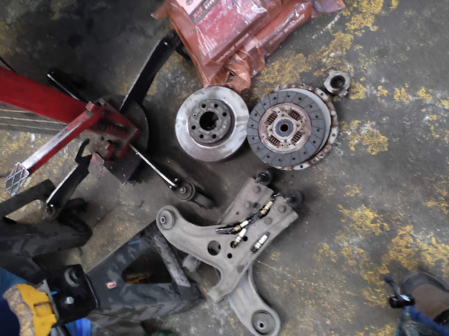 Servicio Automotriz Quilicura - Taller de reparación de automóviles