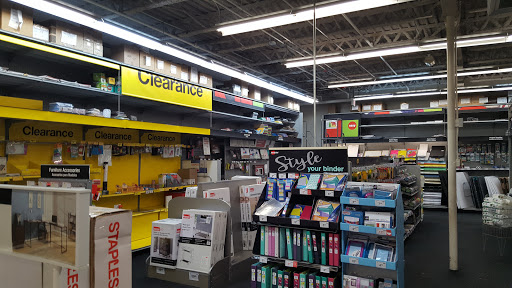 Office Supply Store «Staples», reviews and photos, 2120 SW 32nd Ave, Coral Gables, FL 33145, USA
