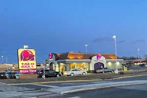 Taco Bell image