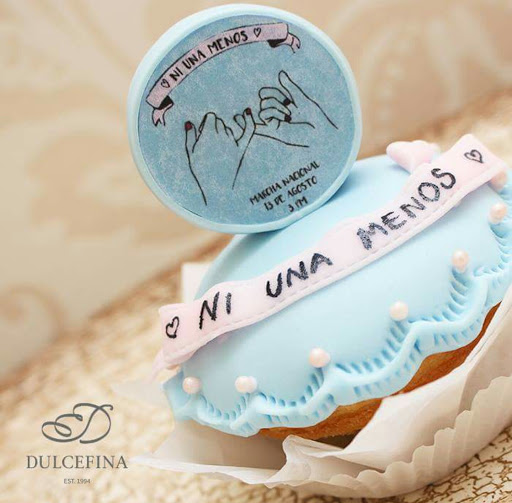 Fondant cakes Lima