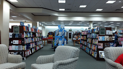Book Store «Barnes & Noble», reviews and photos, 11802 Dale Mabry Hwy, Tampa, FL 33618, USA