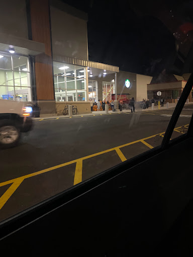 Grocery Store «Kroger», reviews and photos, 725 W Central Ave, Springboro, OH 45066, USA