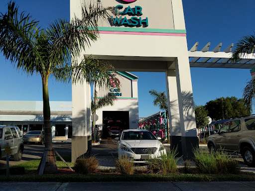 El Car Wash - Pinecrest en Miami