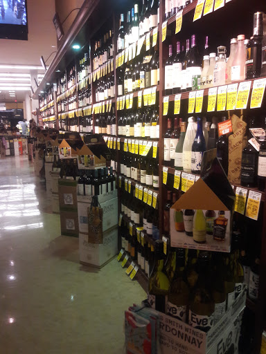 Grocery Store «Vons», reviews and photos, 2355 E Colorado Blvd, Pasadena, CA 91107, USA