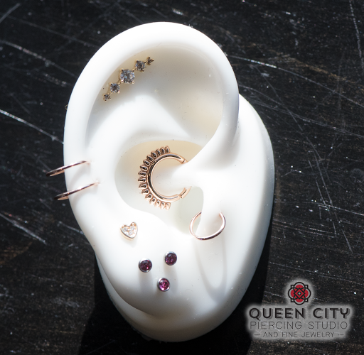 Explore memento vivere tattoo ideas, creative tattoo ideas in Terre Haute, available at Queen City Piercing Studio