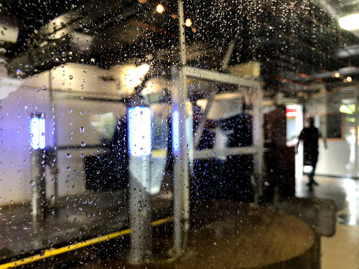 Car Wash «Mister Car Wash», reviews and photos, 5721 Burnet Rd, Austin, TX 78756, USA