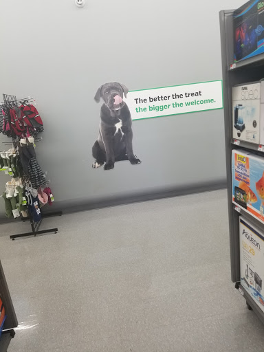 Pet Supply Store «Pet Supplies Plus», reviews and photos, 702 W Northland Ave, Appleton, WI 54914, USA
