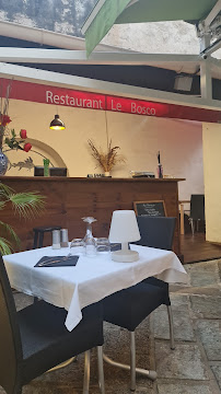 Atmosphère du Restaurant de spécialités à base de poisson-pêcheur Le Bosco à Ajaccio - n°7