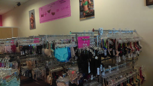Lingerie Store «4 Real Intimate Apparel», reviews and photos, 8414 Farm Rd #140, Las Vegas, NV 89131, USA