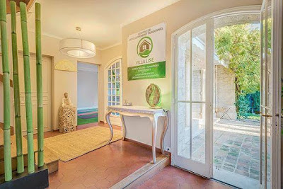 Stéphanie Grosieux, sophrologue, naturopathe, massages, astrothérapie à Montpellier
