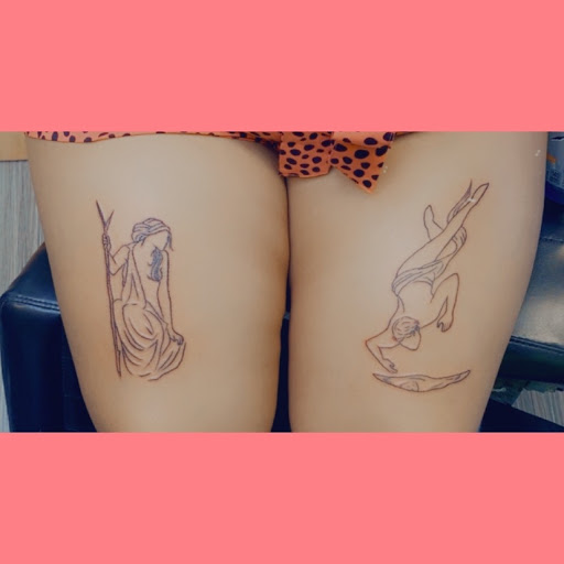 Tattoo Shop «Mind Crusher Tattoo», reviews and photos, 6705 N Clark St, Chicago, IL 60626, USA