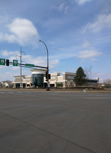 Recreation Center «Chanhassen Recreation Center», reviews and photos, 2310 Coulter Blvd, Chanhassen, MN 55317, USA