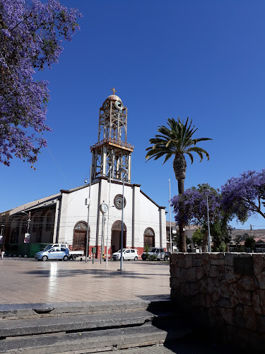 Opiniones de Parroquia San Ambrosio en Vallenar - Iglesia