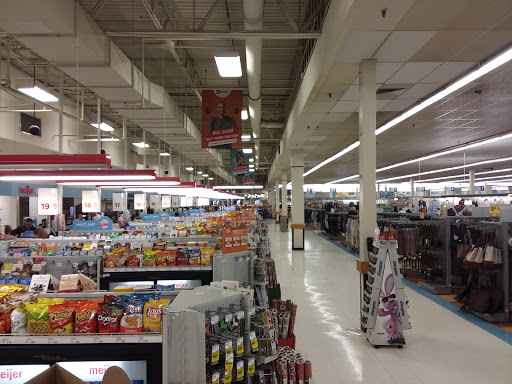 Grocery Store «Meijer», reviews and photos, 8400 Gratiot Rd, Saginaw, MI 48609, USA