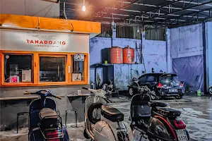 Tanadoang Carwash & Coffee image