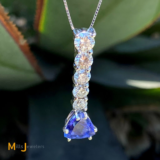 Jeweler «Mills Jewelers Camarillo», reviews and photos, 2171 Ventura Blvd, Camarillo, CA 93010, USA