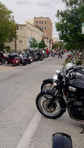 Bar «Cafe Da Vinci», reviews and photos, 112 W Georgia Ave, DeLand, FL 32720, USA