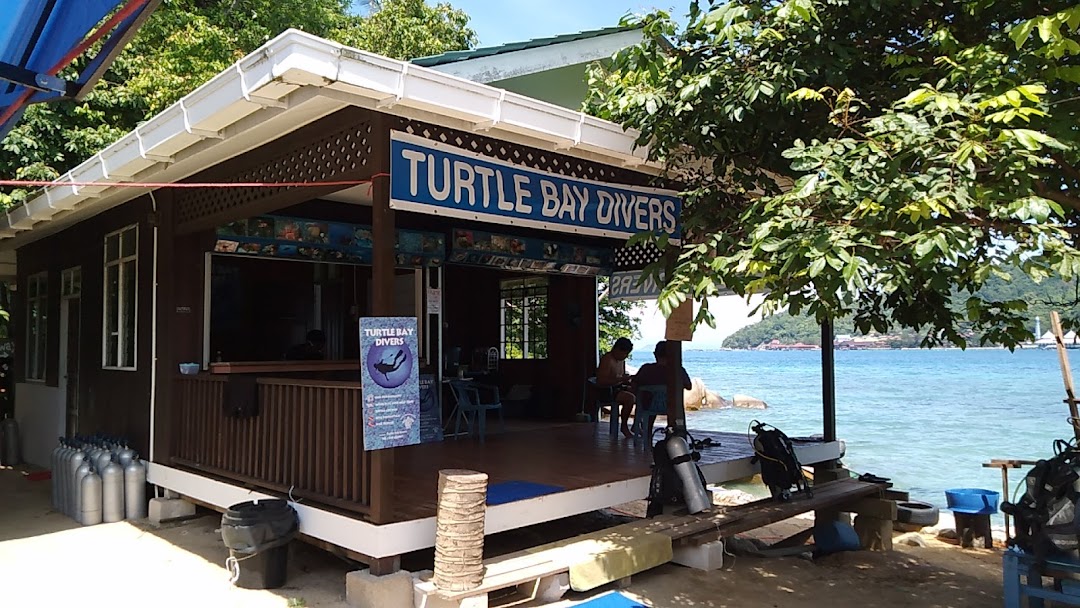 Turtle Bay Divers - Mama Chalet