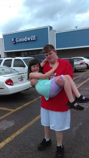 Thrift Store «Goodwill Industries of Middle Tennessee», reviews and photos, 108 Lane Pkwy, Shelbyville, TN 37160, USA