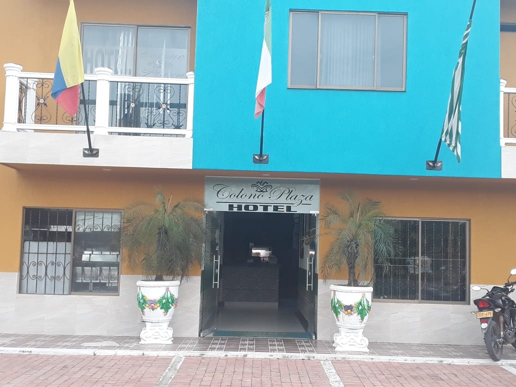 Hotel El Colono Plaza