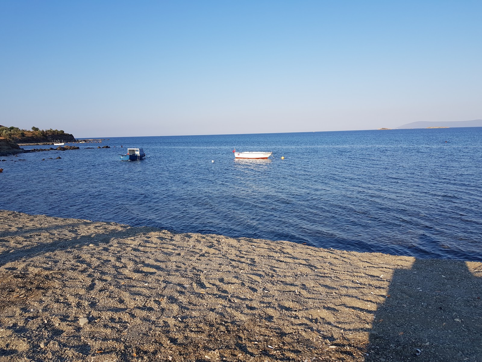 Foto de Akarca Plaji II área de complejo turístico de playa