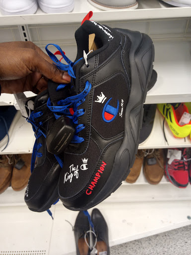 Clothing Store «Ross Dress for Less», reviews and photos, 2327 Street Rd, Bensalem, PA 19020, USA