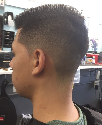 Barber Shop «U.S. CUTS BARBERSHOP INC.», reviews and photos, 426 E Derby Ave, Auburndale, FL 33823, USA