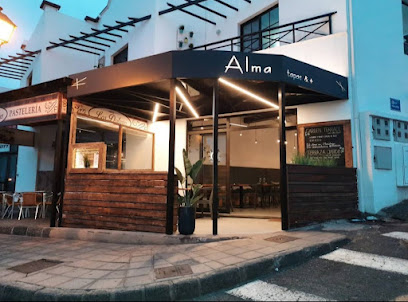 Alma Tapas & + - Av. el Marinero, 26, 35560 La Santa, Las Palmas, Spain