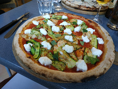 Jordan Tomas - Pizza Mamamia Lyon Gerland à Lyon