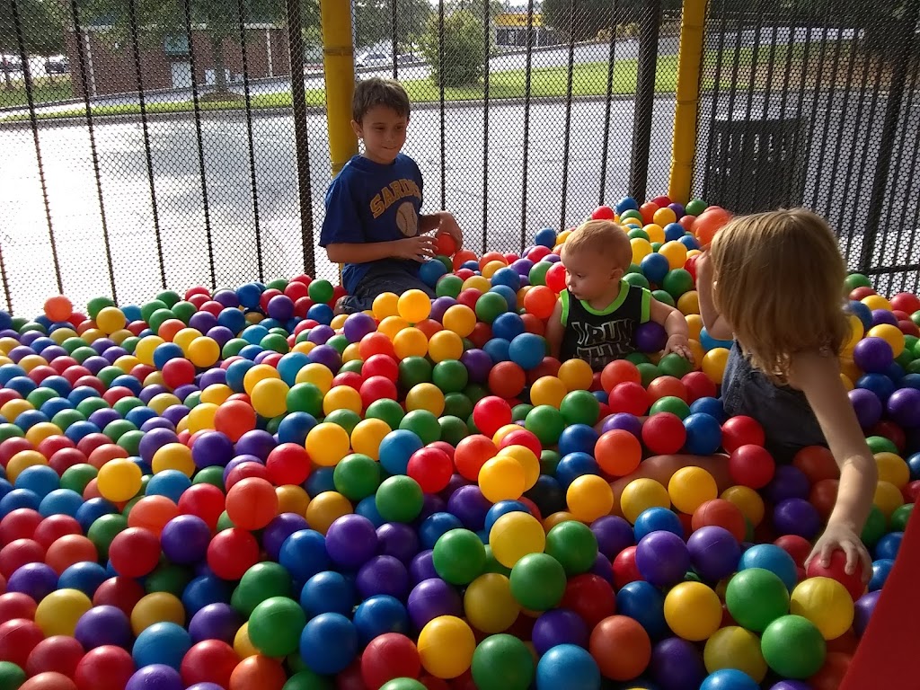 Dairy Queen Grill & Chill 30504