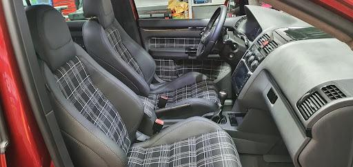 Fenix Car Interiors - Tapisseria en Taradell, Barcelona