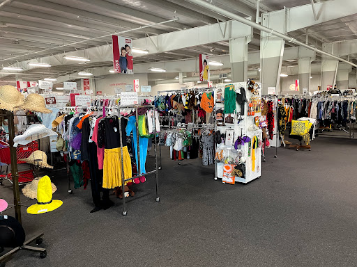 Thrift Store «Stuff Etc», reviews and photos, 2818 Commerce Dr, Coralville, IA 52241, USA