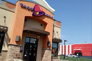 Taco Bell image