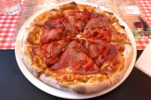 Pizzahaus image