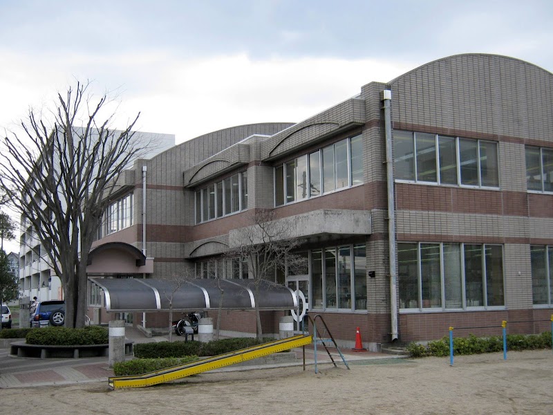 希望ヶ丘図書館