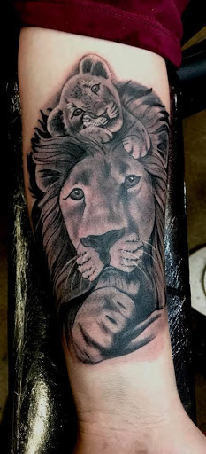 Tattoo Shop «Tattoo Junkies», reviews and photos, 892 Central Ave, Dover, NH 03820, USA