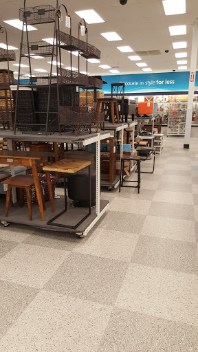 Clothing Store «Ross Dress for Less», reviews and photos, 4311 Norfolk Pkwy, West Melbourne, FL 32904, USA