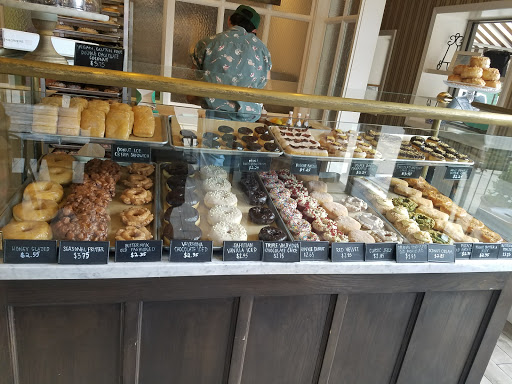 Donut Shop «Firecakes Donuts», reviews and photos, 2453 N Clark St, Chicago, IL 60657, USA