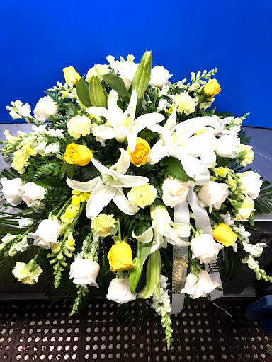 Florist «All Occasion Florist & Gifts», reviews and photos, 34125 Harper Ave, Charter Twp of Clinton, MI 48035, USA